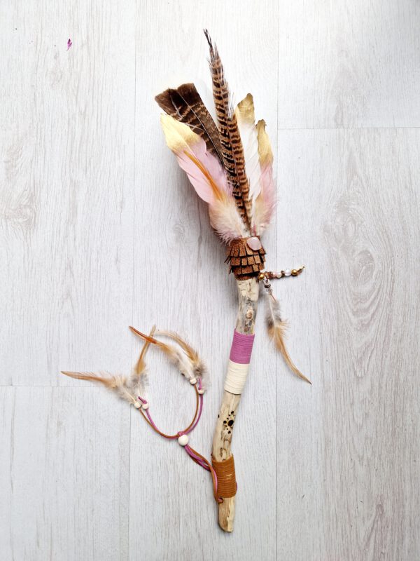 Talking stick 'Let's Talk about Love'